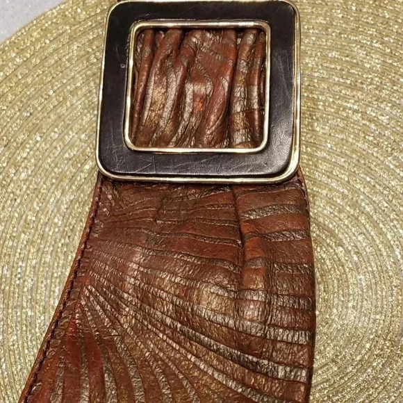 PERLEI leather belt size L NWOT - Picture 1 of 5